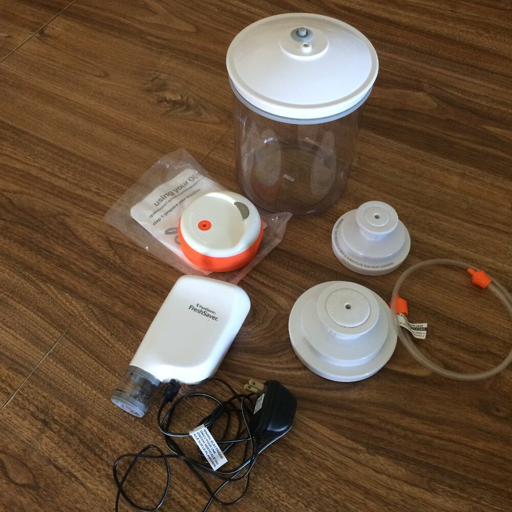 Vacuum sealing Jar- Lids - Hose & Device